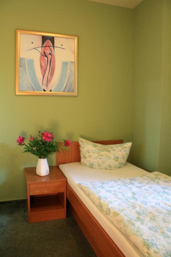 "Zum Heiligen Geisthof" Hotel Parchim Luaran gambar